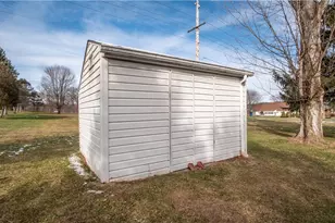 110 Hickory Ln, West Leechburg, PA 15656 - Photo 39