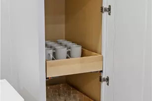 525 Alpine Ave, Pittsburgh, PA 15212 - Photo 17