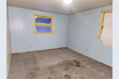 504 Beechwood Ave, Farrell, PA 16121 - Photo 11