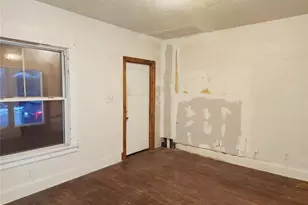 504 Beechwood Ave, Farrell, PA 16121 - Photo 7