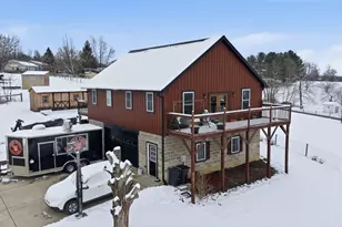 2976 Henderson Rd, Mount Pleasant, PA 15301 - Photo 7