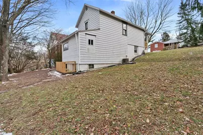 807 Toman Ave, Clairton, PA 15025 - Photo 3