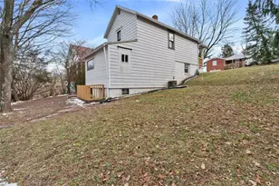 807 Toman Ave, Clairton, PA 15025 - Photo 3
