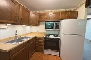 244 Sherwood Dr, Cranberry Township, PA 16066 - Photo 15