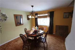 1417 Jefferson Heights Rd, Wilkins Township, PA 15235 - Photo 9