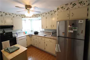 1417 Jefferson Heights Rd, Wilkins Township, PA 15235 - Photo 1