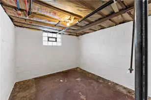 816 Boggs Ave, Pittsburgh, PA 15211 - Photo 25