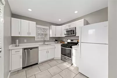 816 Boggs Ave, Pittsburgh, PA 15211 - Photo 11