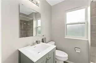 816 Boggs Ave, Pittsburgh, PA 15211 - Photo 17