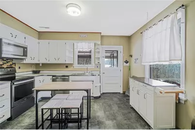 560 Lake Lynn Rd, Springhill Township, PA 15451 - Photo 7