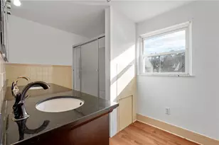 912 Hillsboro St, Pittsburgh, PA 15204 - Photo 19