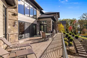 10485 Grubbs Rd, Pittsburgh, PA 15090 - Photo 17