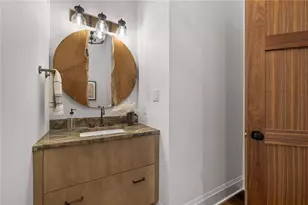 10485 Grubbs Rd, Pittsburgh, PA 15090 - Photo 19