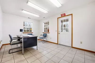 420 Montgomery Ave, New Castle, PA 16102 - Photo 3