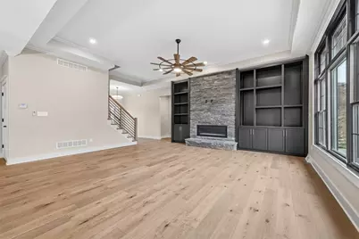 1065 Skyline Dr, Cecil, PA 15317 - Photo 11