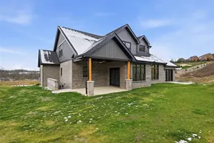 1065 Skyline Dr, Cecil, PA 15317 - Photo 43