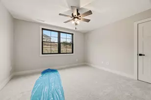 1065 Skyline Dr, Cecil, PA 15317 - Photo 33