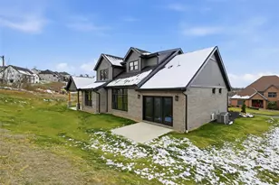 1065 Skyline Dr, Cecil, PA 15317 - Photo 45