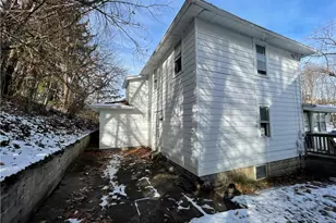 134 S Walnut, Sharpsville, PA 16150 - Photo 5