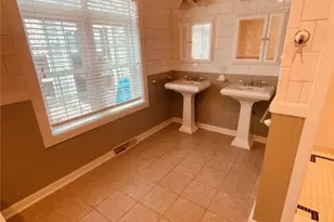 211 Fairmont St, McDonald, PA 15057 - Photo 19