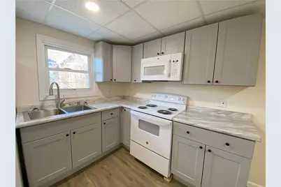 407 N Pittsburgh St #A, Connellsville, PA 15425 - Photo 9