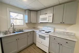 407 N Pittsburgh St, Connellsville, PA 15425 - Photo 9