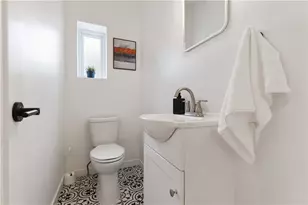 1240 Butterfield Wy, Pittsburgh, PA 15212 - Photo 23