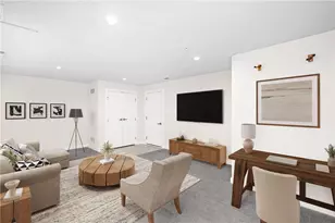 828 Theda-Dori St, Cranberry Township, PA 16066 - Photo 5