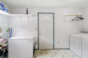 410 Lovedale Rd, Elizabeth Twp/Boro, PA 15037 - Photo 21