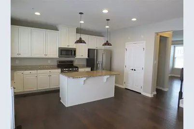 1414 Deer Creek Crossing Dr, Cecil, PA 15317 - Photo 11