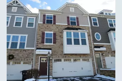 1414 Deer Creek Crossing Dr, Cecil, PA 15317 - Photo 1