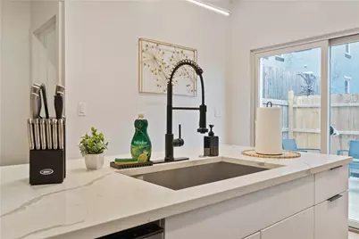 1238 Butterfield Way, Pittsburgh, PA 15212 - Photo 11