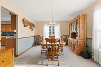 506 Saint Phillips Ct, Cranberry Township, PA 16066 - Photo 7