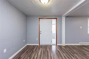 114 James St, North Versailles, PA 15137 - Photo 7