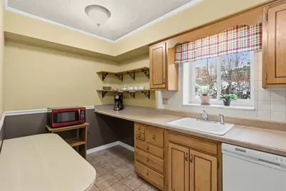 511 Forest Green Dr, Moon/Crescent Twp, PA 15108 - Photo 15