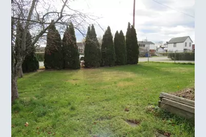 1330 S Pittsburgh Street, Connellsville, PA 15425 - Photo 5