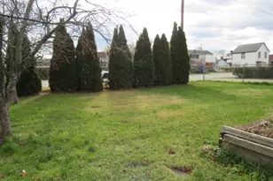 1330 S Pittsburgh St, Connellsville, PA 15425 - Photo 5