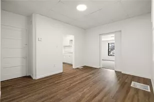 62 Maytide St, Pittsburgh, PA 15227 - Photo 5