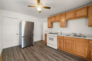 62 Maytide St, Pittsburgh, PA 15227 - Photo 15