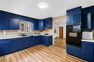 239 Renova St, Pittsburgh, PA 15207 - Photo 9