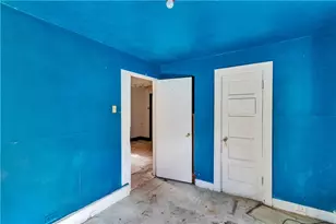 1940 Laketon Rd, Pittsburgh, PA 15221 - Photo 13