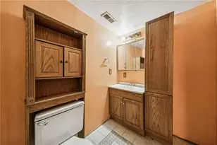 1309 Penhurst Dr, Elizabeth Twp/Boro, PA 15135 - Photo 21