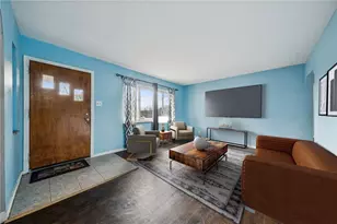 1309 Penhurst Dr, Elizabeth Twp/Boro, PA 15135 - Photo 3