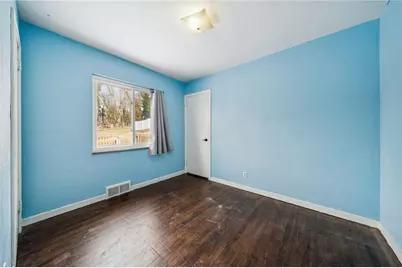 1309 Penhurst Dr, Elizabeth Twp/Boro, PA 15135 - Photo 9