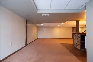 4660 Prescot Dr, Bethel Park, PA 15102 - Photo 25