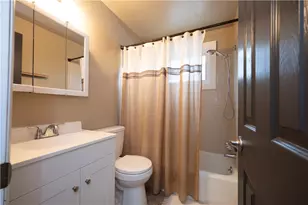 4660 Prescot Dr, Bethel Park, PA 15102 - Photo 17