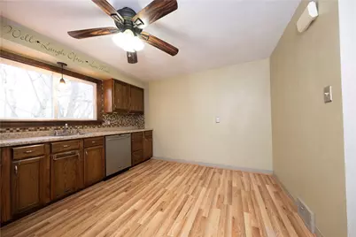 4660 Prescot Dr, Bethel Park, PA 15102 - Photo 11