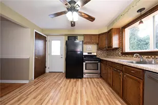 4660 Prescot Dr, Bethel Park, PA 15102 - Photo 9