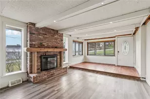 32 Stadium Rd, East Bethlehem, PA 15333 - Photo 7