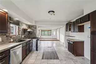 32 Stadium Rd, East Bethlehem, PA 15333 - Photo 17